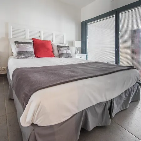 Florella Croisette *