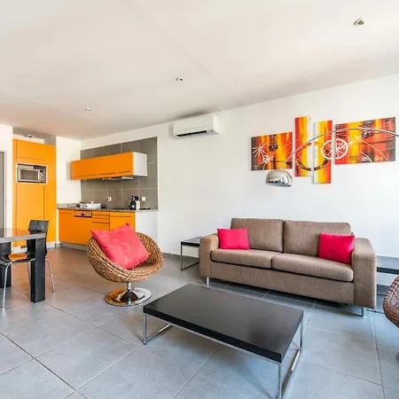 Florella Croisette *